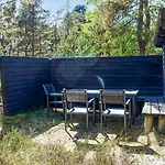 Hébergement de vacances 3 Bedroom Cozy In Nexo Vester Somarken