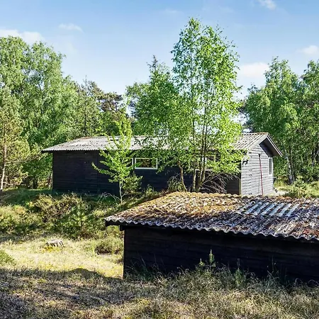 3 Bedroom Cozy In Nexo * Vester Somarken