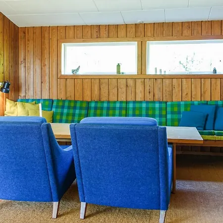 3 Bedroom Cozy In Nexo * Vester Somarken