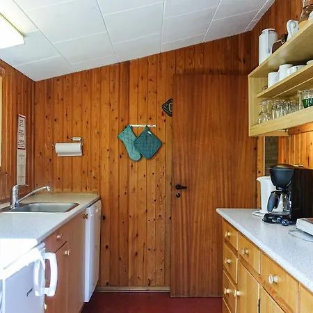 3 Bedroom Cozy In Nexo * Vester Somarken