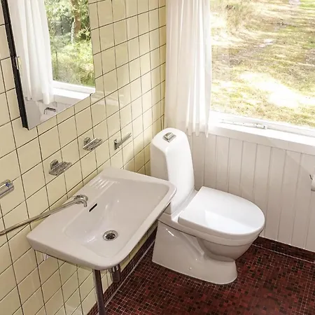 3 Bedroom Cozy In Nexo * Vester Somarken