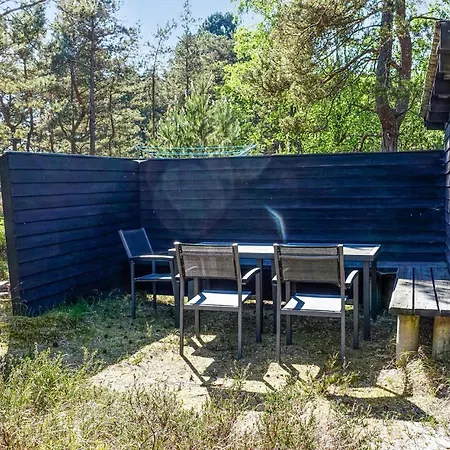 Vakantiehuis 3 Bedroom Cozy In Nexo Vester Somarken